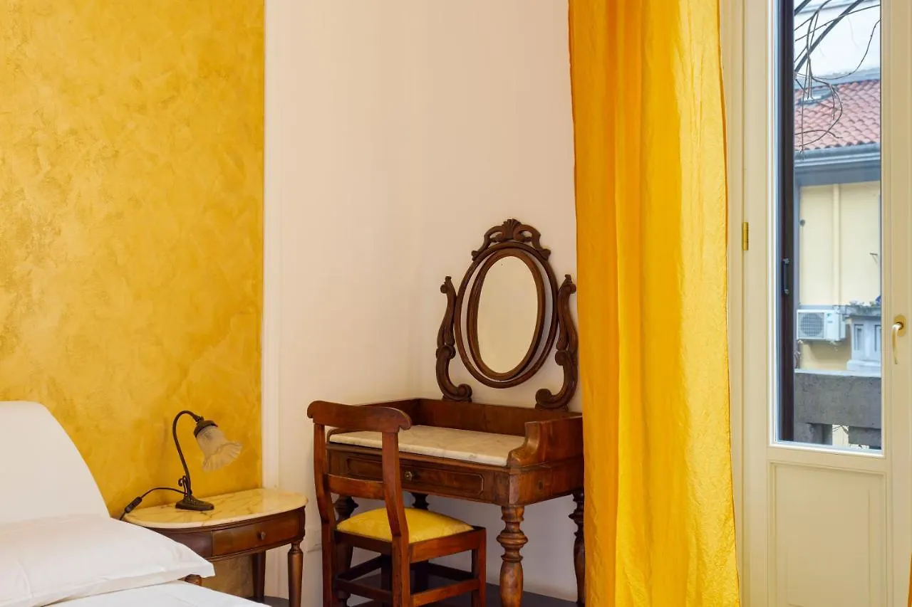 Restayled Chic Apartement- Via Ozieri Milano 0*,  Italia