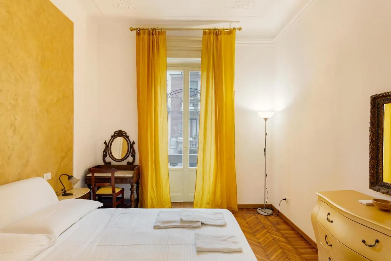 Appartamento Restayled Chic Apartement- Via Ozieri Milano